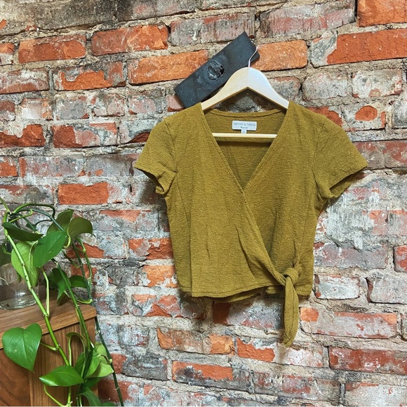 Madewell Texture & Thread Wrap Top - Picture 2 of 8